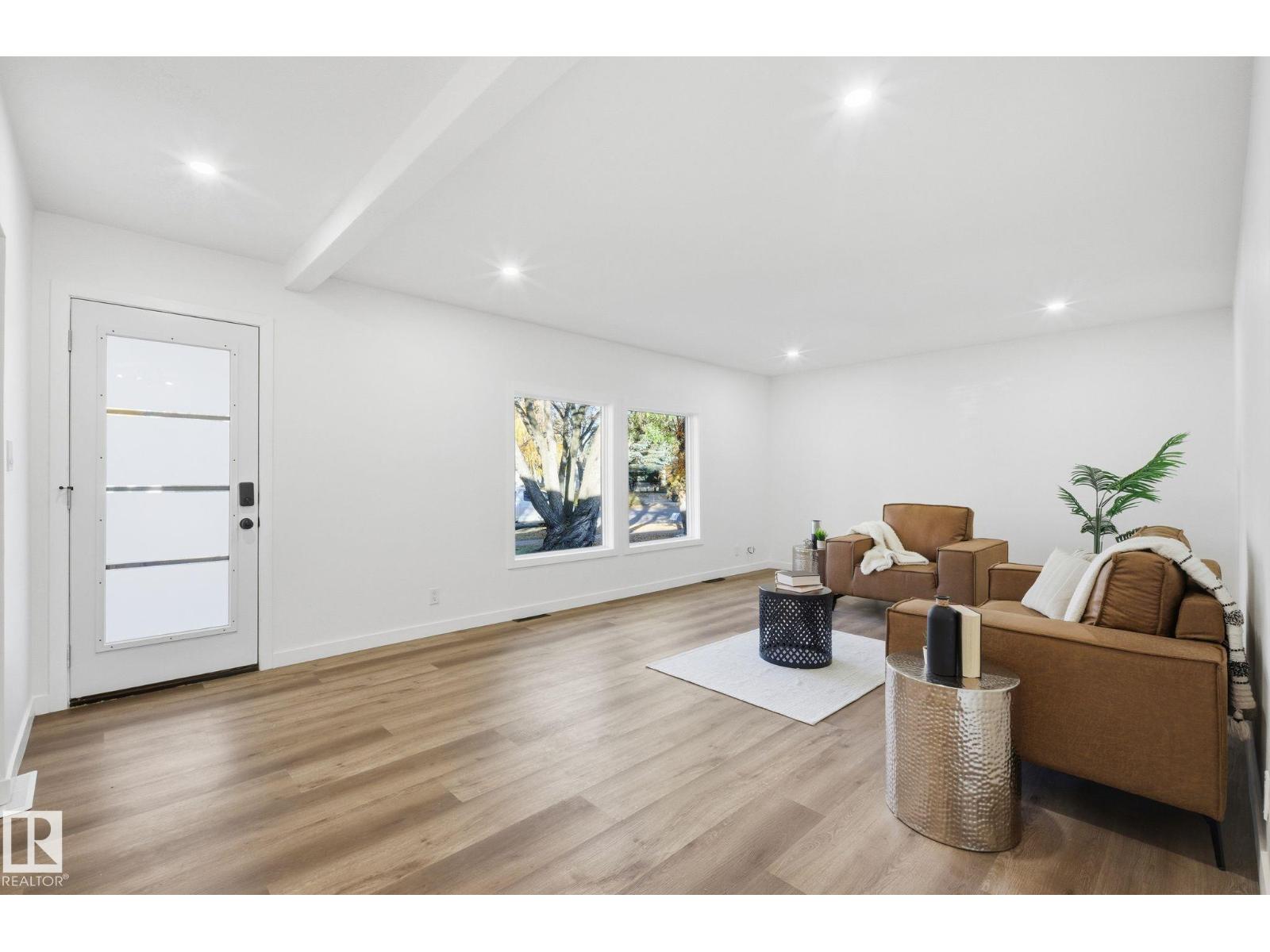 13507 124 Av Nw, Edmonton, Alberta  T5L 3A7 - Photo 3 - E4463200