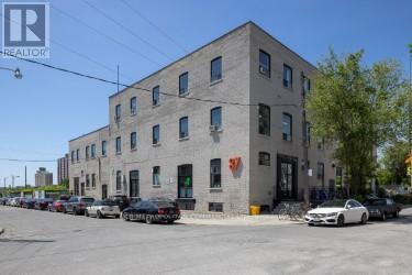 305 - 87 WADE AVENUE, Toronto, Ontario