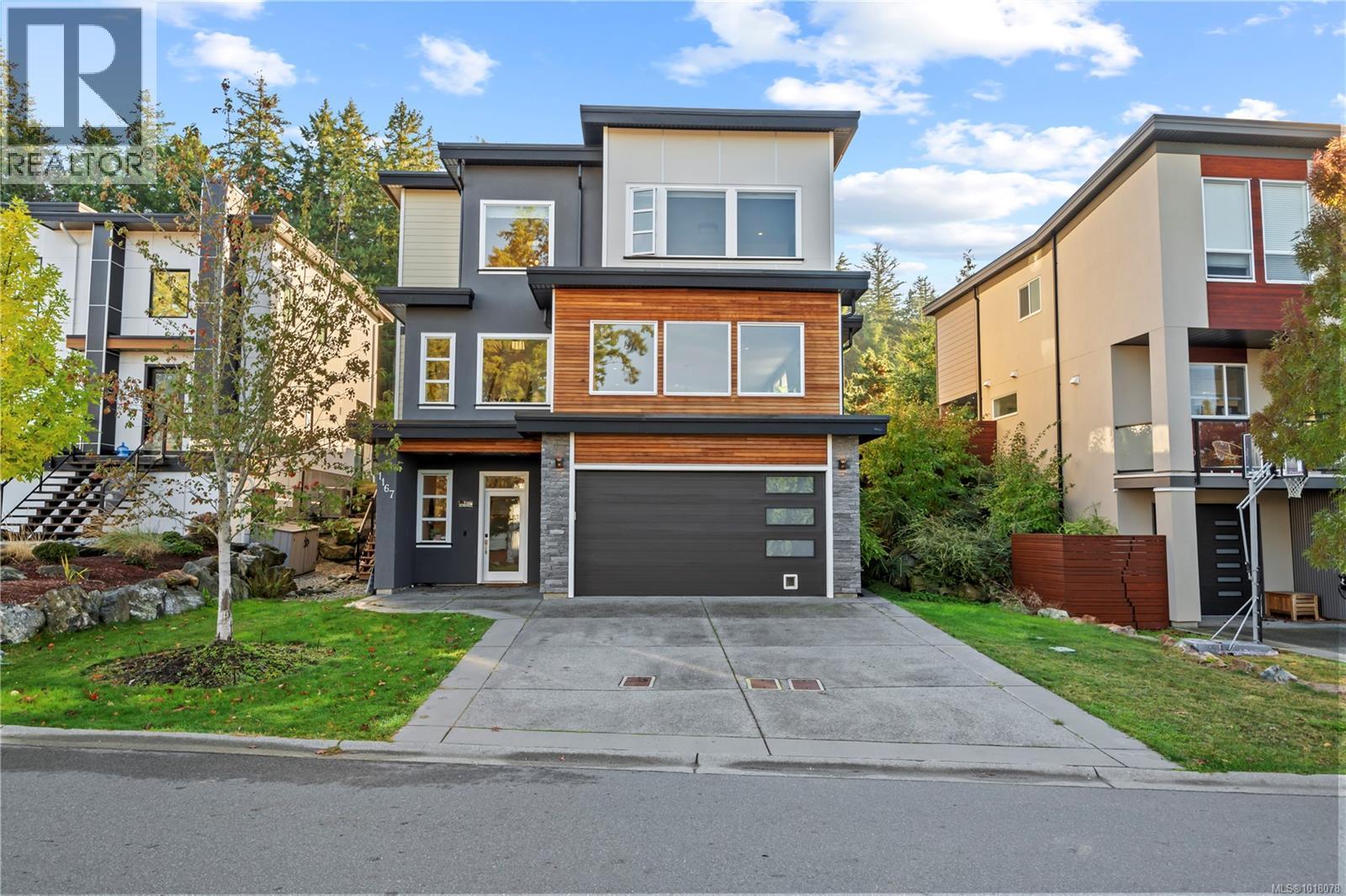 1167 River Rock Pl, Highlands, British Columbia