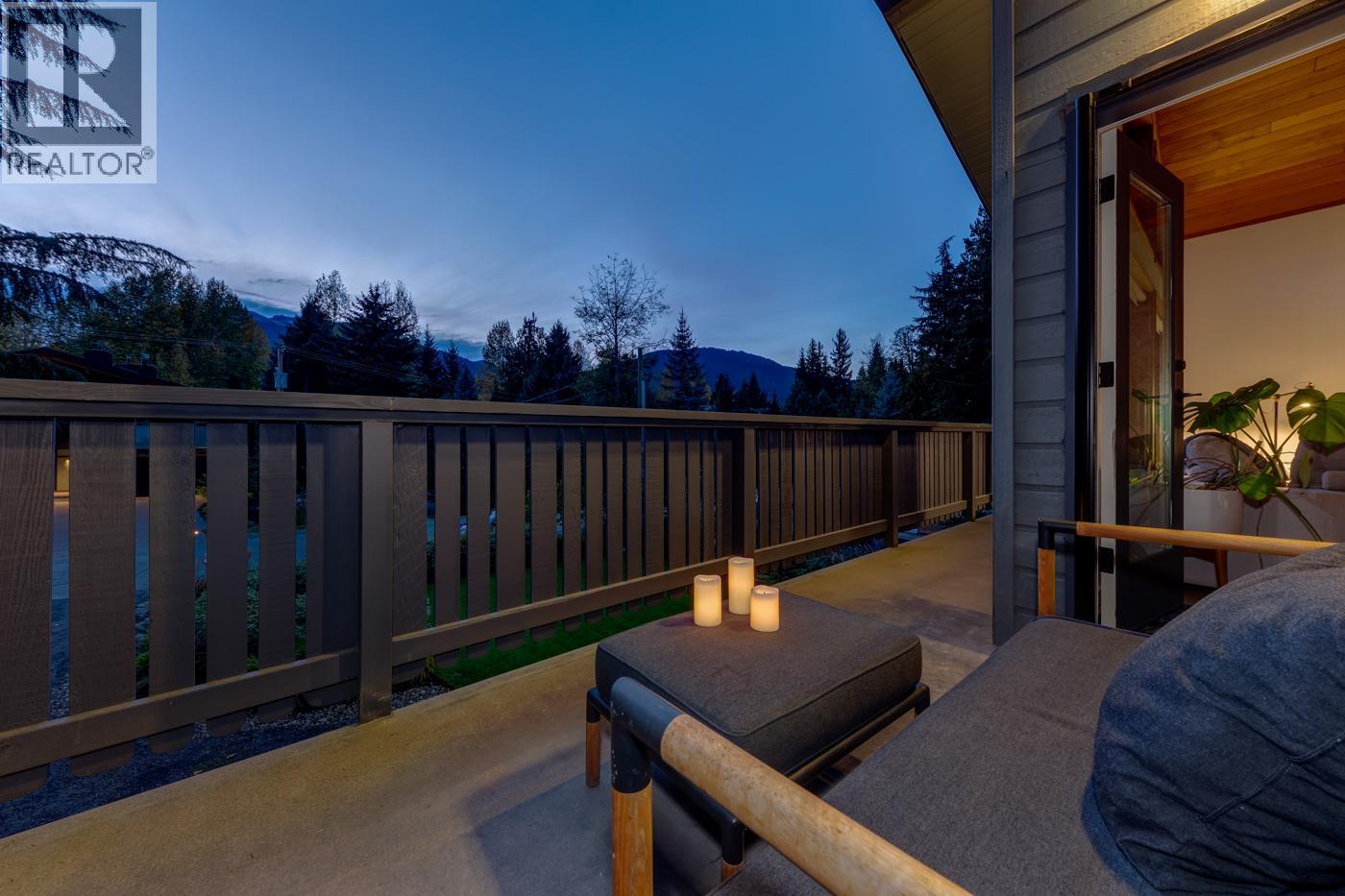 7206 Fitzsimmons North Road, Whistler, British Columbia  V8E 0E3 - Photo 10 - R3057320