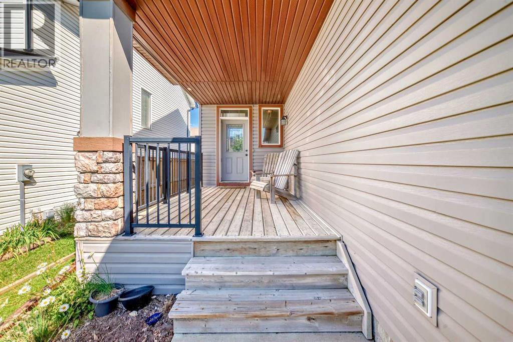 112 West Creek Meadow, Chestermere, Alberta  T1X 1T2 - Photo 3 - A2261837