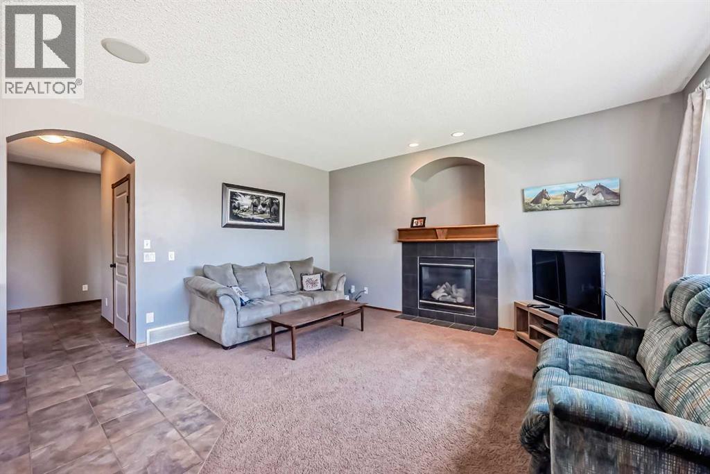 112 West Creek Meadow, Chestermere, Alberta  T1X 1T2 - Photo 15 - A2261837