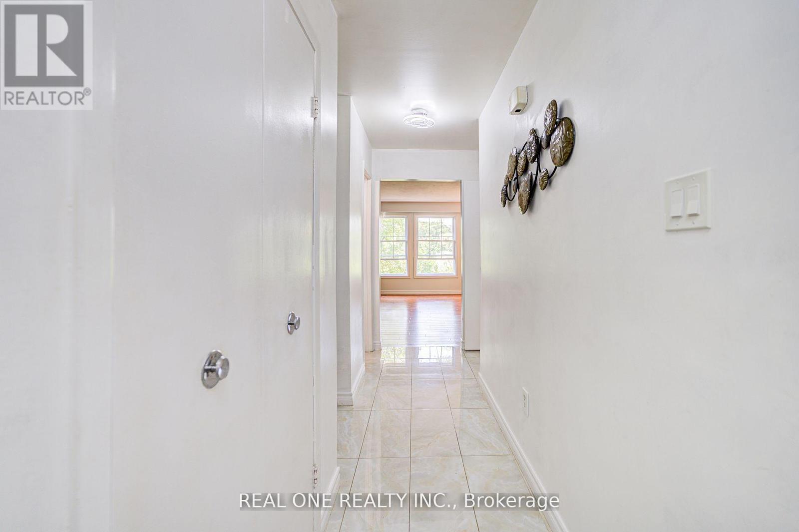 46 - 81 Brookmill Boulevard, Toronto, Ontario  M1W 2L5 - Photo 4 - E12384071