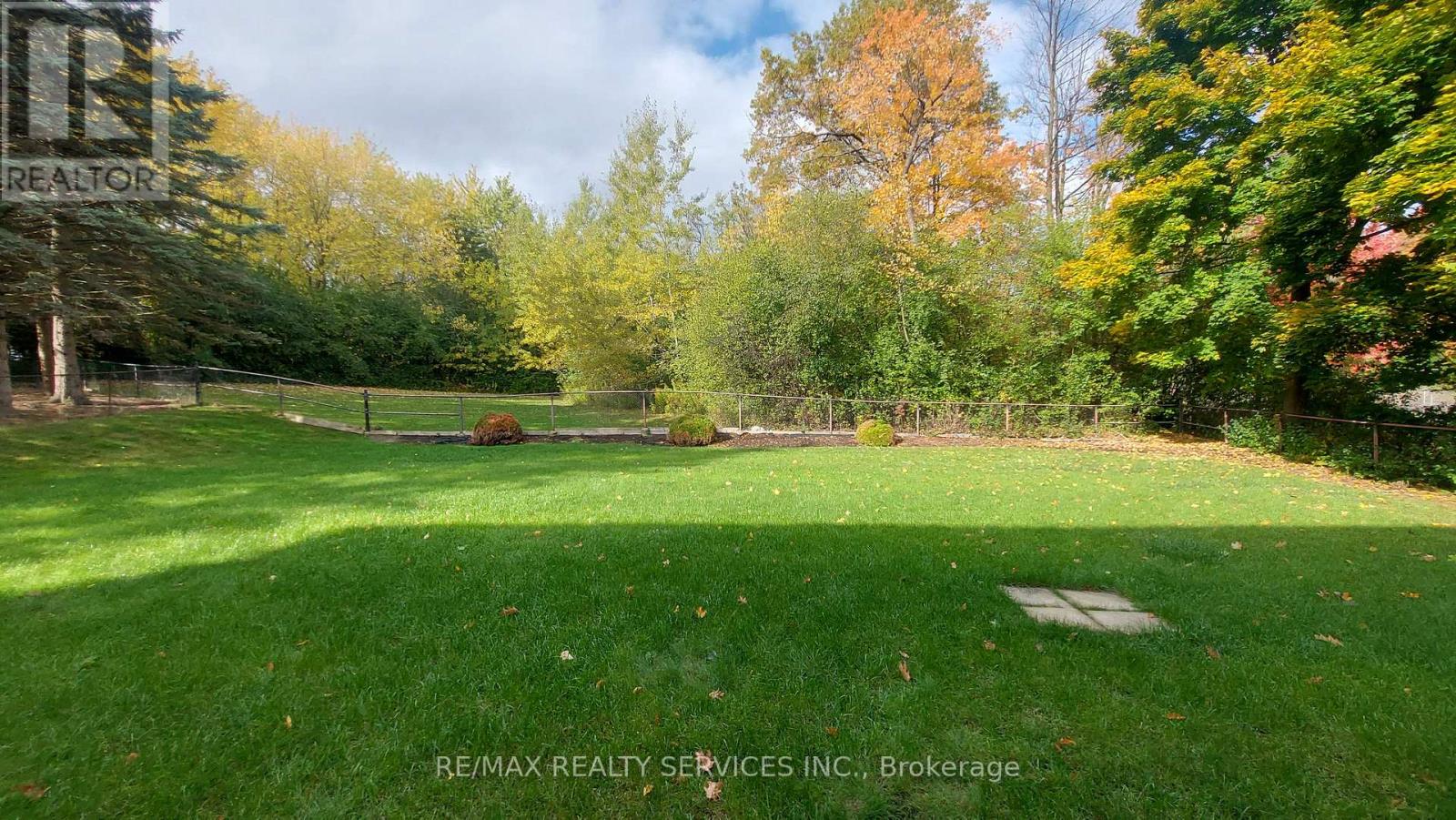 26 Hacienda Court, Brampton (Snelgrove), Ontario  L6Z 3J1 - Photo 46 - W12348242