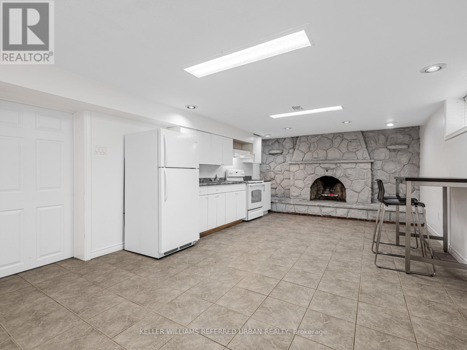 1 - 58 Ranee Avenue, Toronto, Ontario  M6A 1M9 - Photo 13 - C12478307