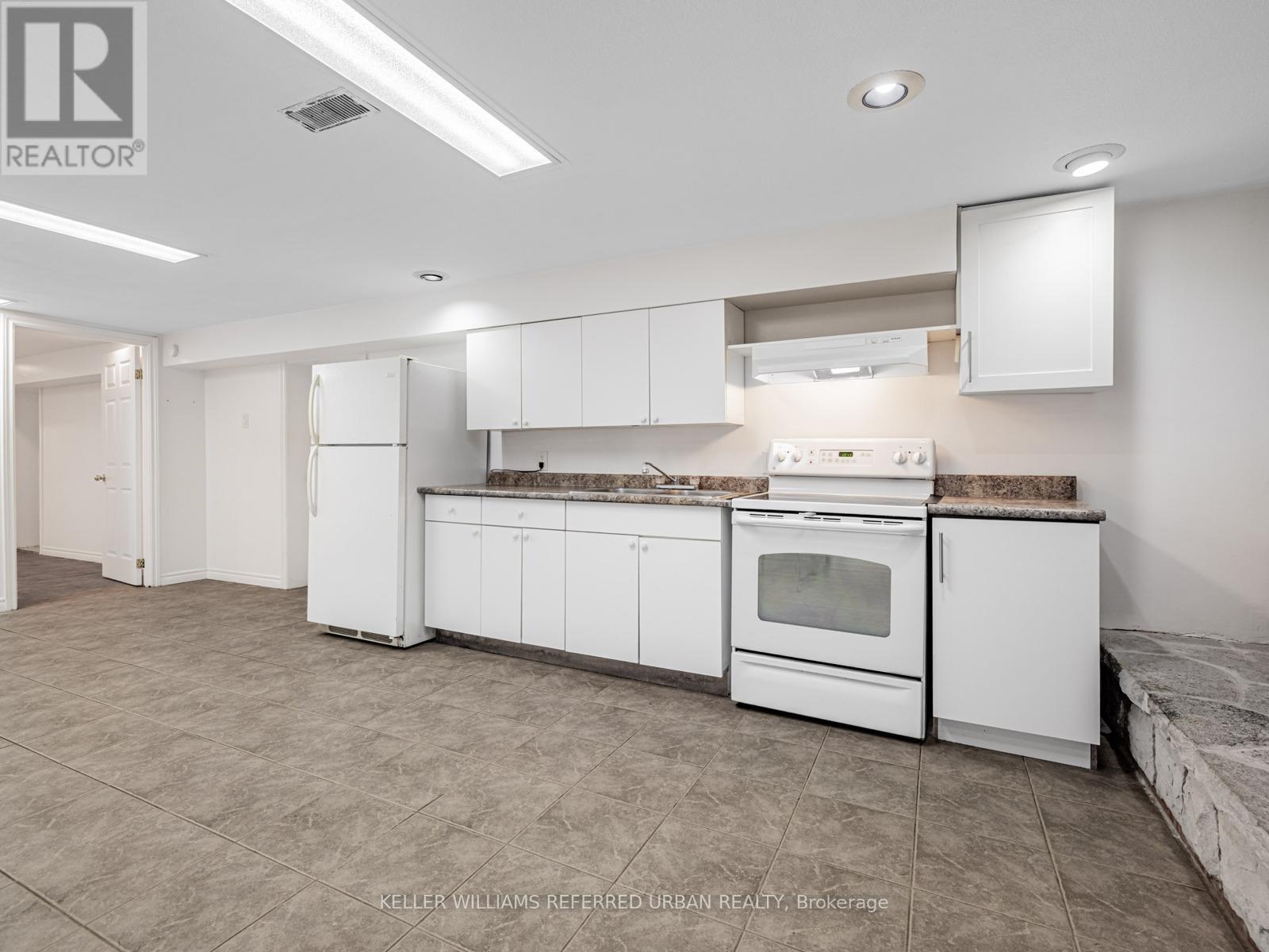 1 - 58 Ranee Avenue, Toronto, Ontario  M6A 1M9 - Photo 16 - C12478307