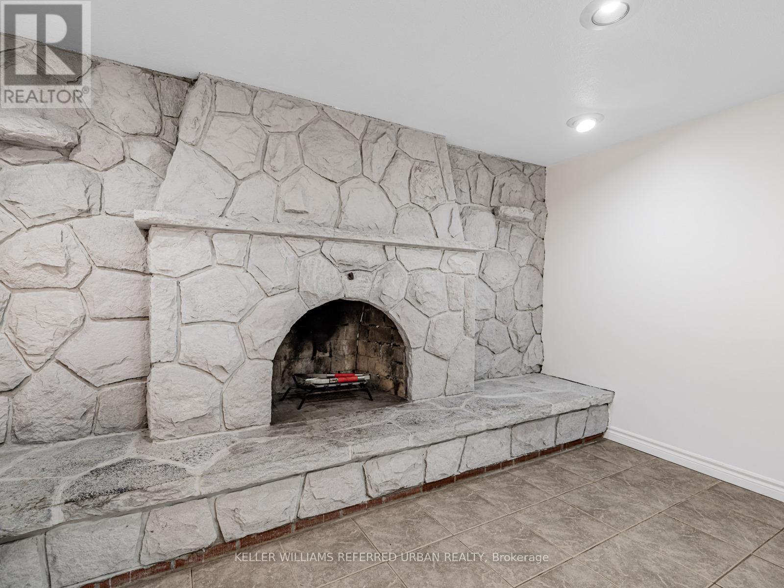 1 - 58 Ranee Avenue, Toronto, Ontario  M6A 1M9 - Photo 17 - C12478307