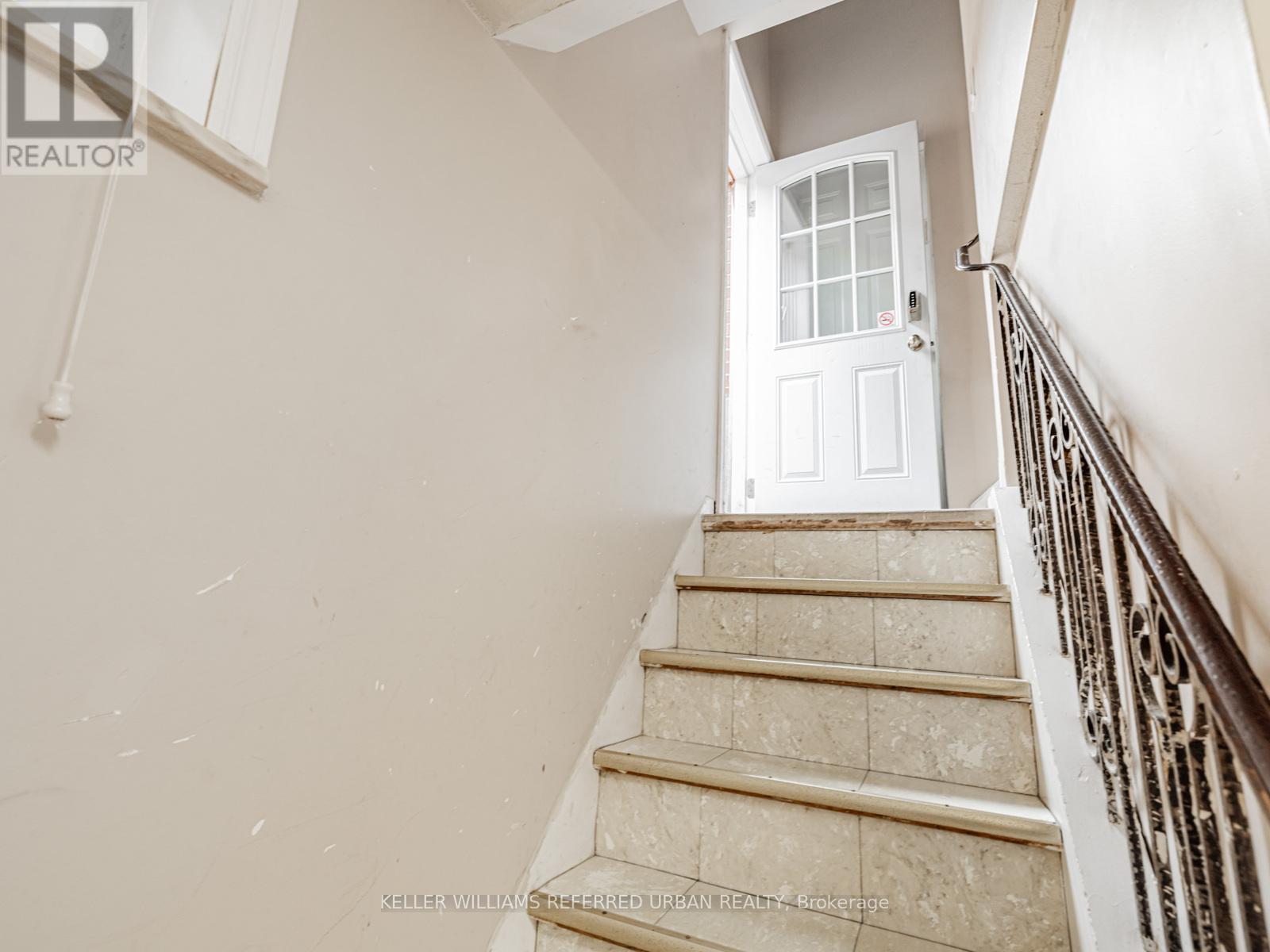 1 - 58 Ranee Avenue, Toronto, Ontario  M6A 1M9 - Photo 5 - C12478307