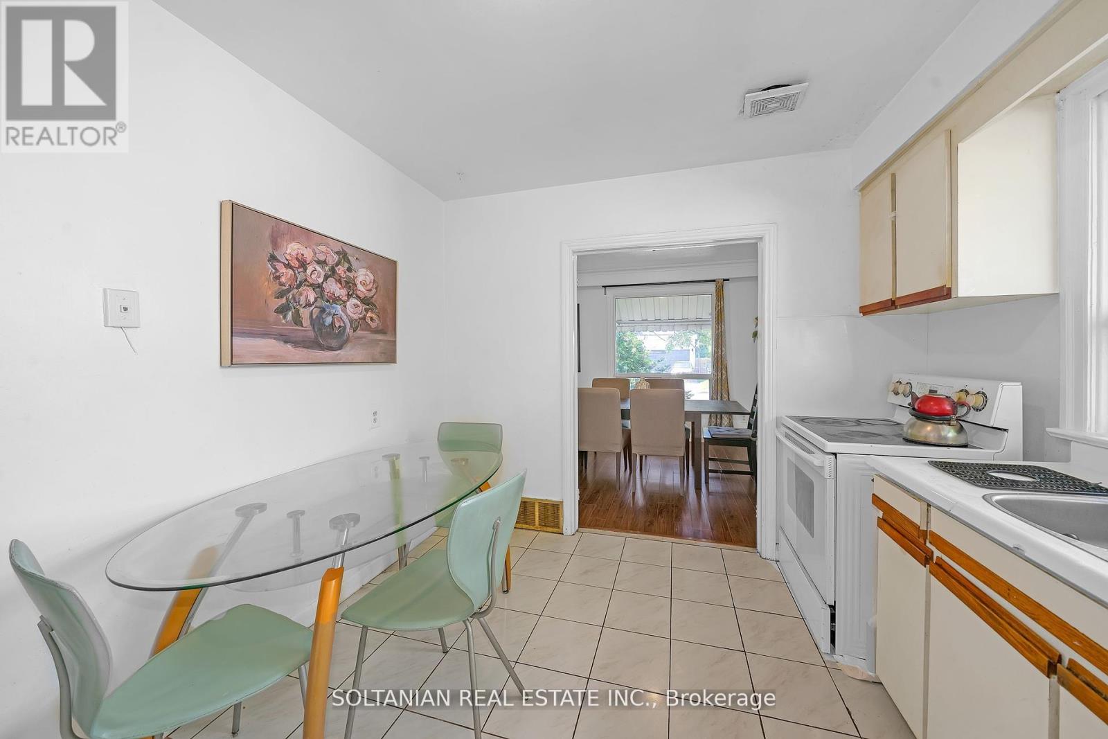 183 Maxome Avenue, Toronto, Ontario  M2M 3L1 - Photo 13 - C12478343