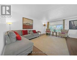 183 MAXOME AVENUE, Toronto, Ontario