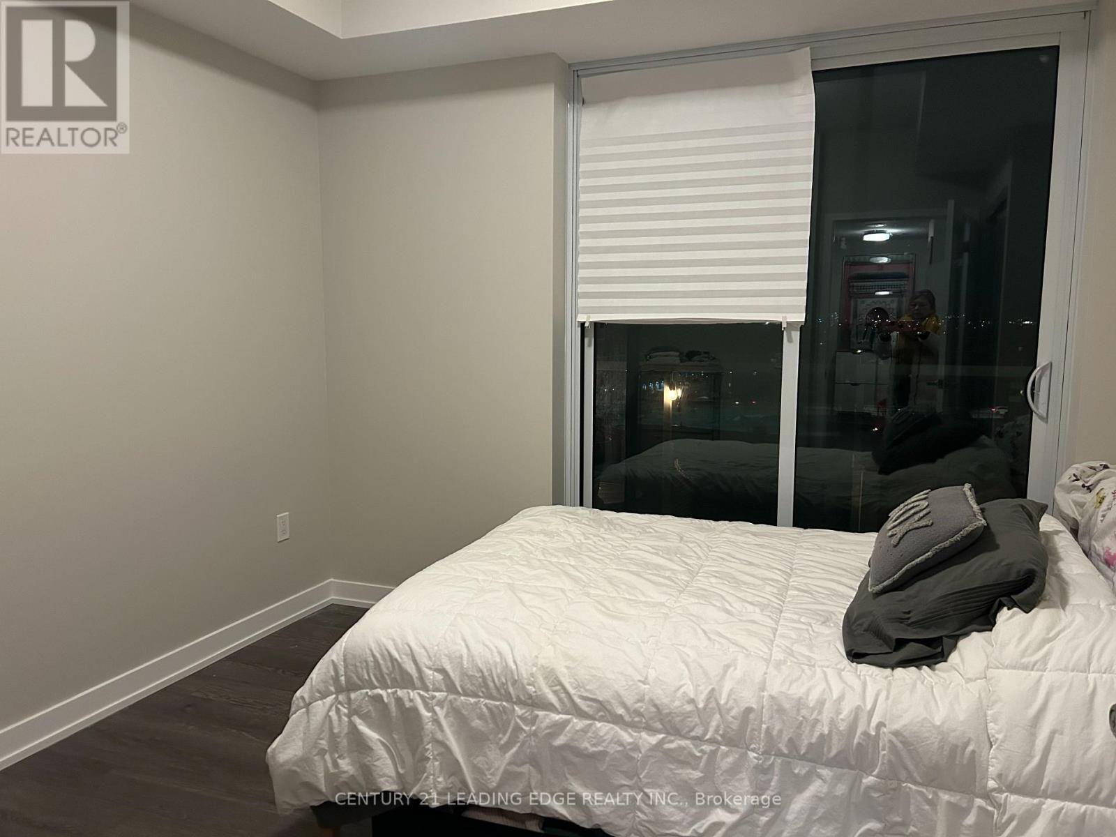 330 - 20 O'neill Road, Toronto, Ontario  M3C 0R2 - Photo 8 - C12478352