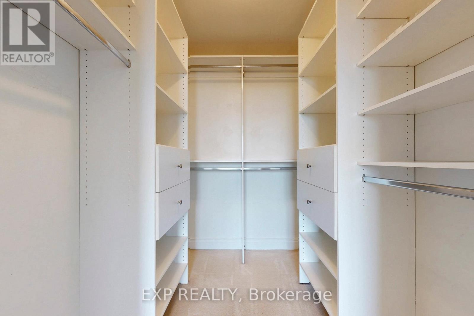 1011 - 10 Delisle Avenue, Toronto, Ontario  M4V 3C6 - Photo 11 - C12478382