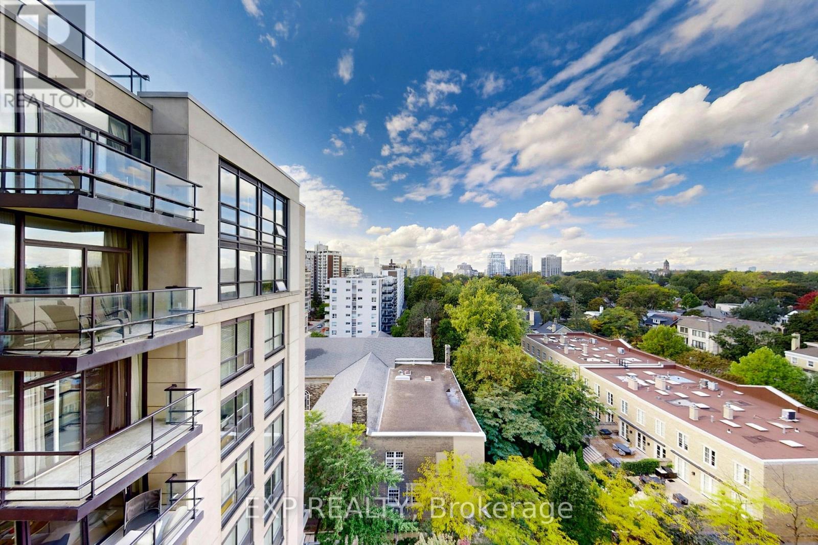 1011 - 10 Delisle Avenue, Toronto, Ontario  M4V 3C6 - Photo 21 - C12478382