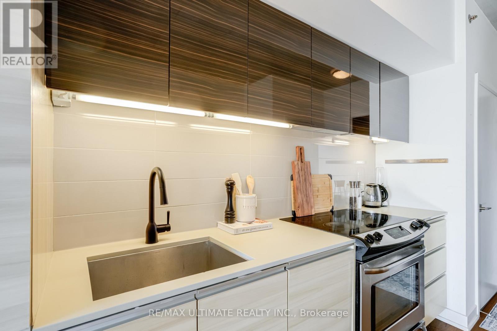 808 - 20 Minowan Miikan Lane, Toronto, Ontario  M6J 0E5 - Photo 15 - C12478383