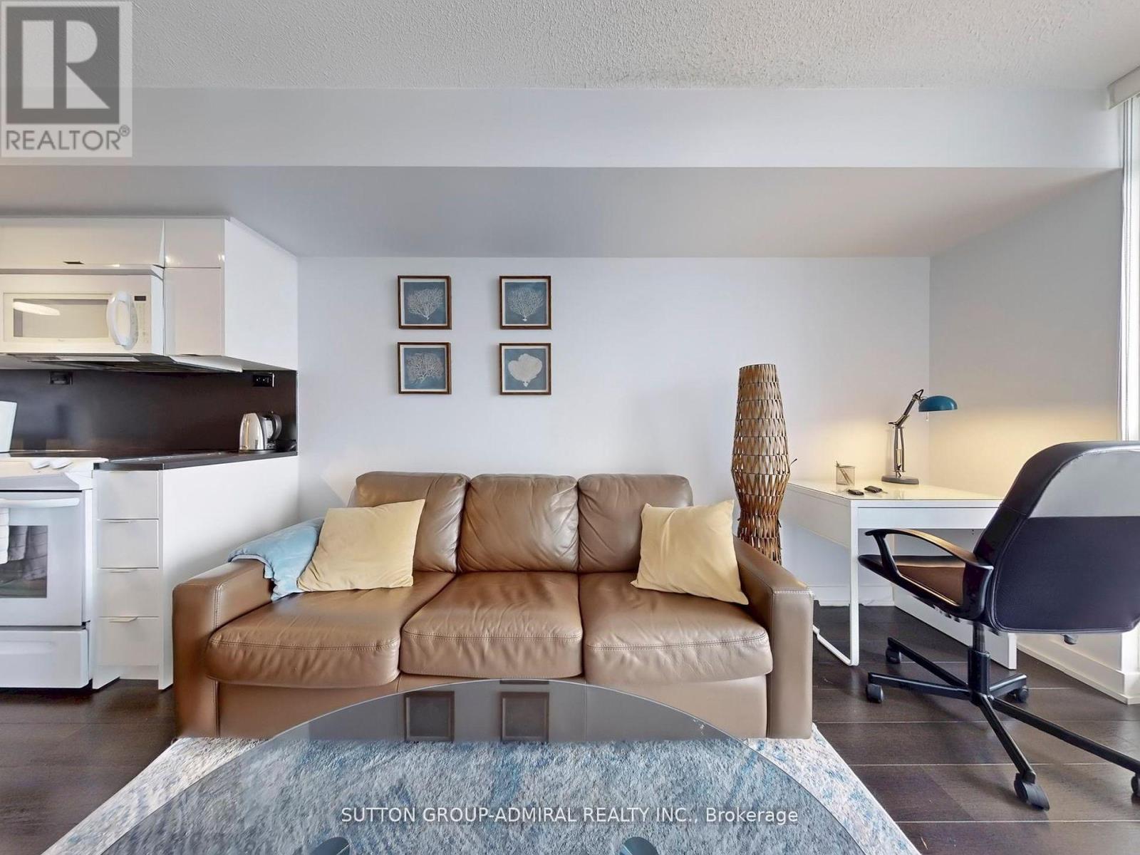 1710 - 21 Iceboat Terrace, Toronto, Ontario  M5V 4A5 - Photo 11 - C12478387