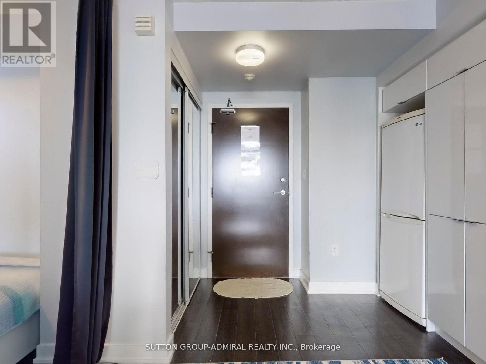 1710 - 21 Iceboat Terrace, Toronto, Ontario  M5V 4A5 - Photo 26 - C12478387