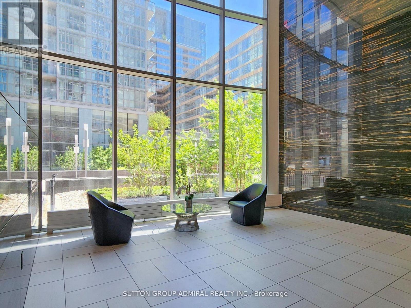 1710 - 21 Iceboat Terrace, Toronto, Ontario  M5V 4A5 - Photo 6 - C12478387