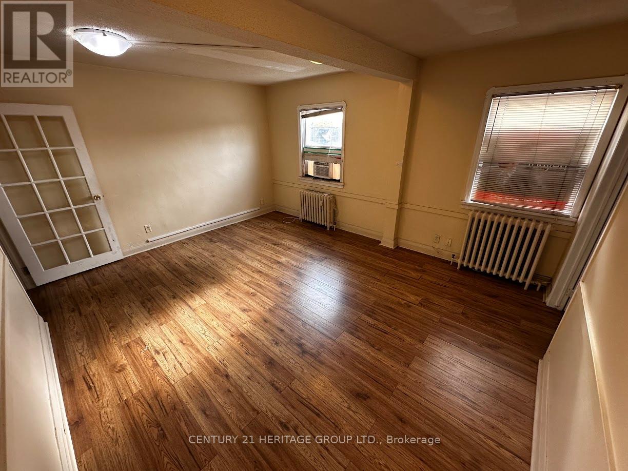 6303 Yonge Street, Toronto, Ontario  M2M 3X7 - Photo 6 - C12478389