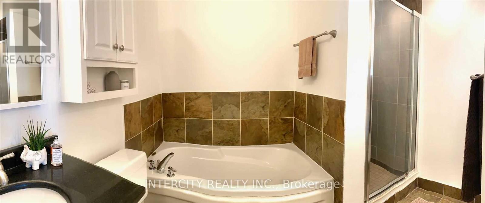 910 - 801 King Street W, Toronto, Ontario  M5V 3C9 - Photo 15 - C12478429