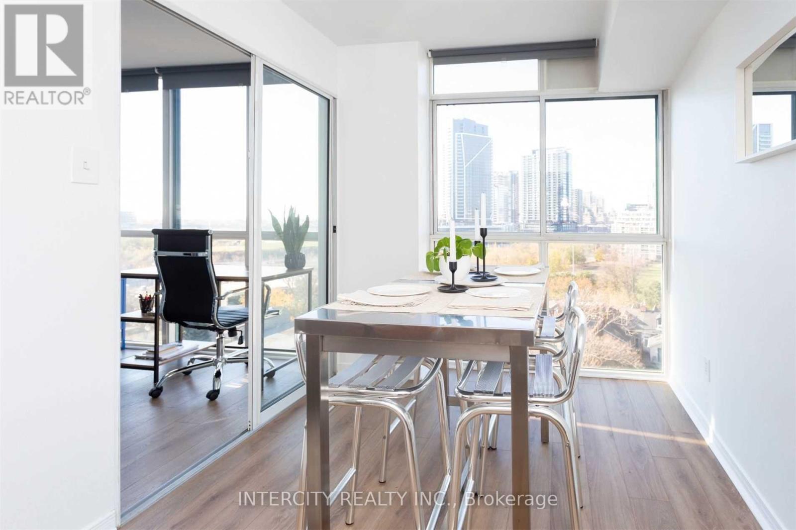 910 - 801 King Street W, Toronto, Ontario  M5V 3C9 - Photo 7 - C12478429