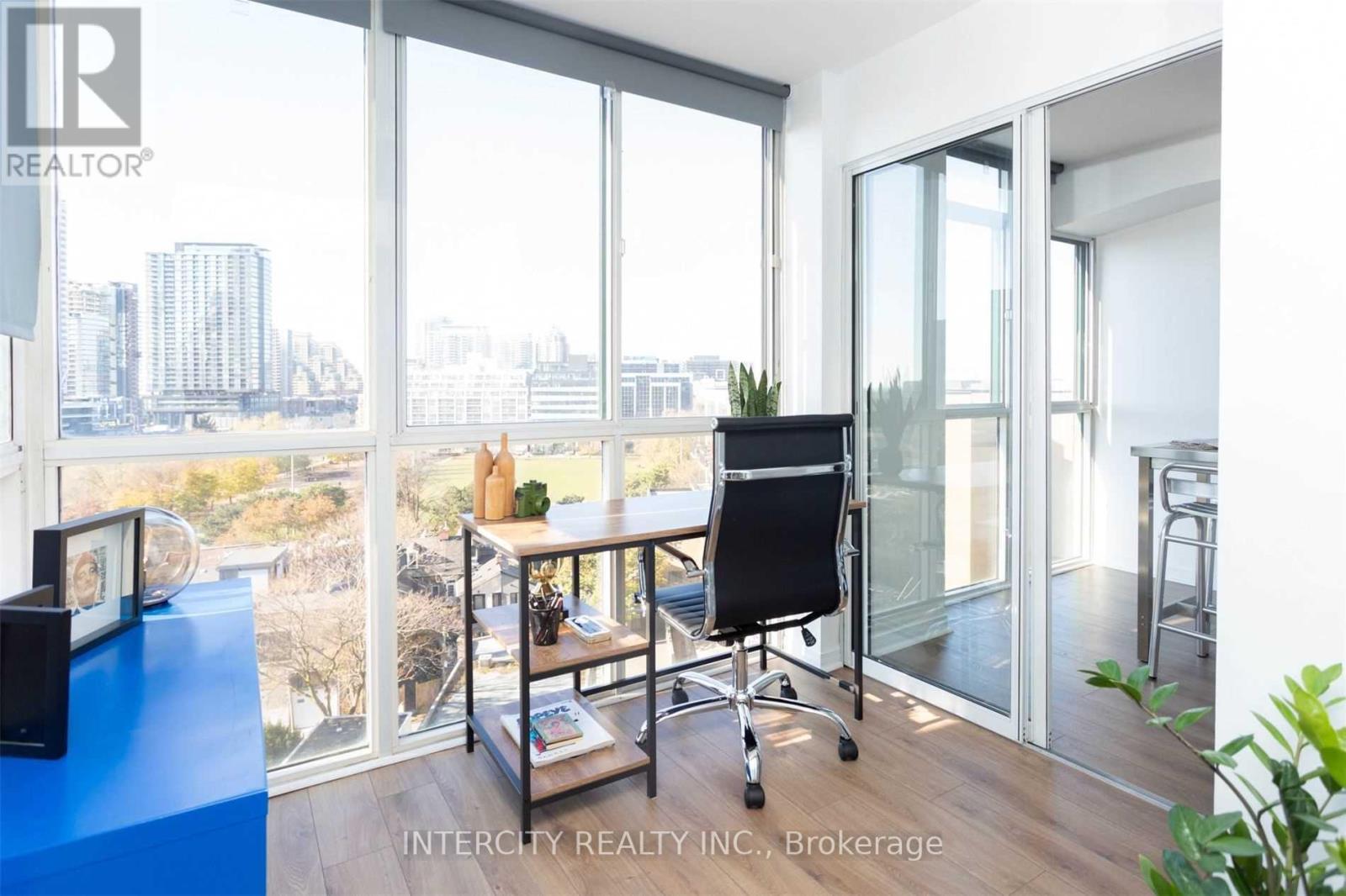 910 - 801 King Street W, Toronto, Ontario  M5V 3C9 - Photo 9 - C12478429