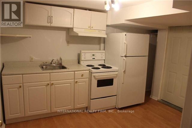 Bsmt - 92 Combe Avenue, Toronto, Ontario  M3H 4J7 - Photo 9 - C12478431