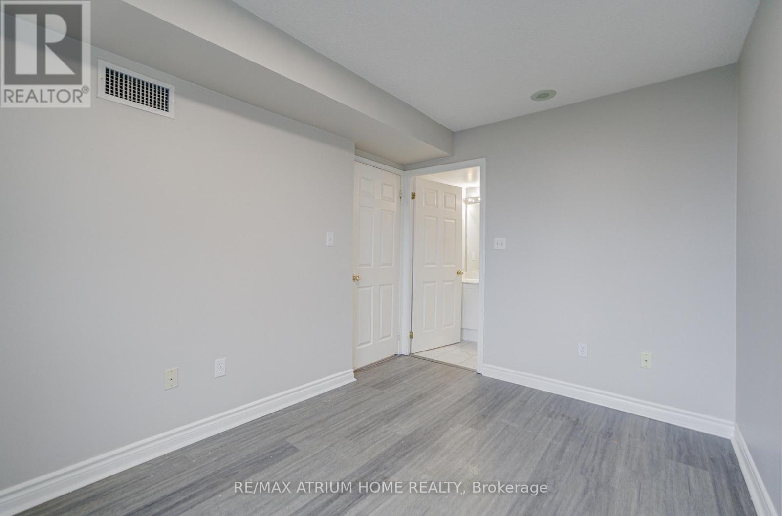 2315 - 7 Lorraine Drive, Toronto, Ontario  M2N 7H2 - Photo 18 - C12478442