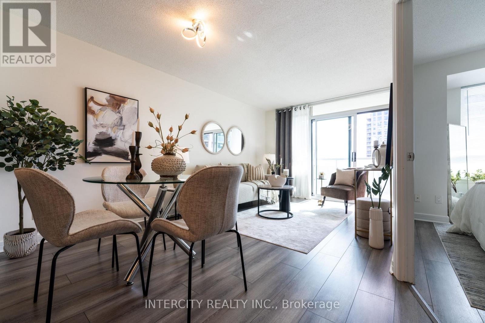 1706 - 16 Harrison Garden Boulevard, Toronto, Ontario  M2N 7J6 - Photo 8 - C12478449