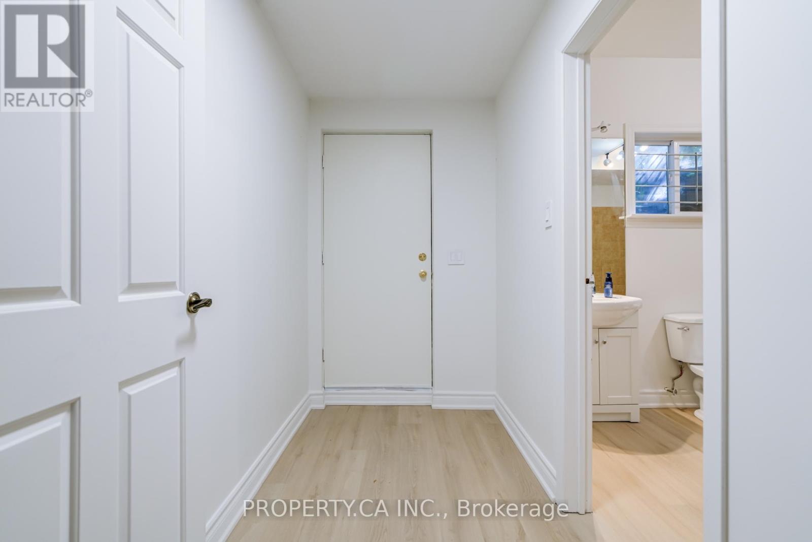 Bsmt - 16 Fleming Drive, Toronto, Ontario  M2K 2N9 - Photo 4 - C12478460