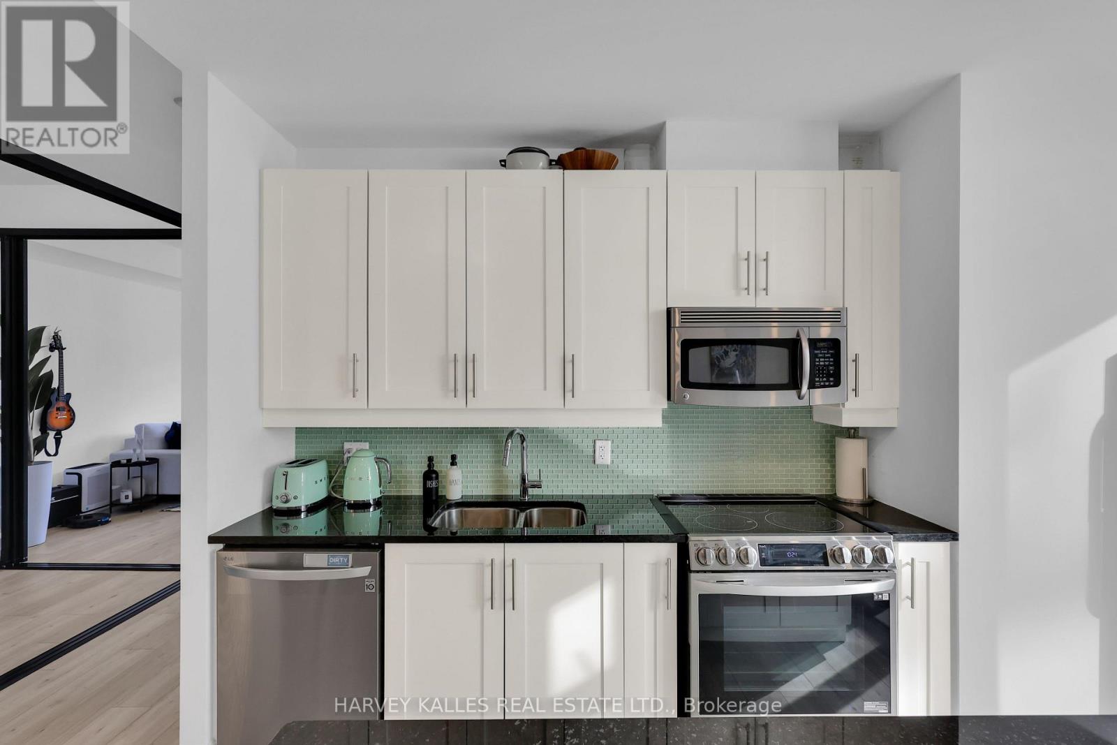 510 - 2181 Yonge Street, Toronto, Ontario  M4S 3H7 - Photo 8 - C12478472