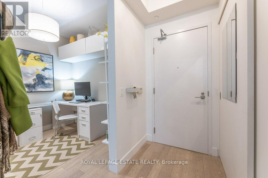 922 - 1030 King Street W, Toronto, Ontario  M6K 0B4 - Photo 2 - C12478479