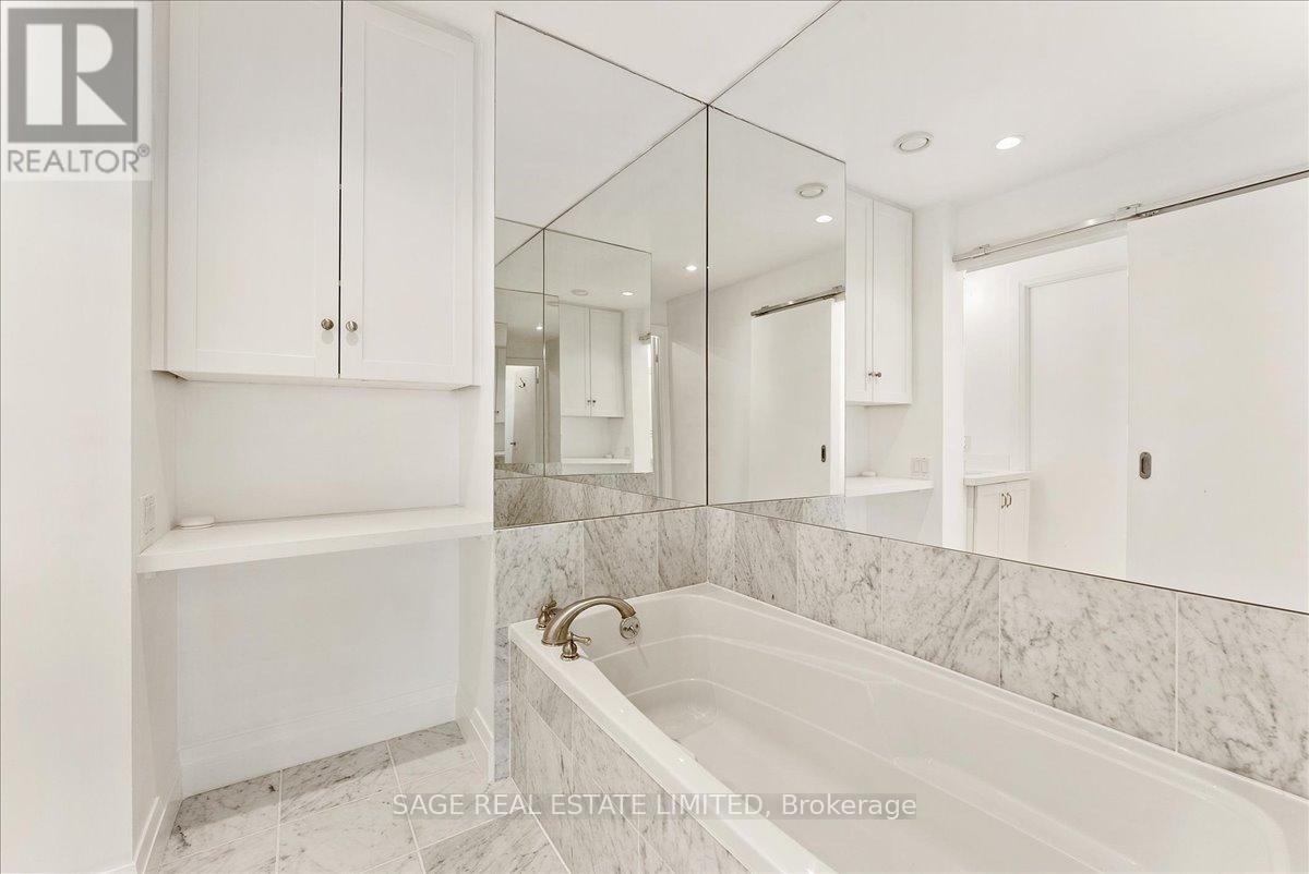711 - 20 Scrivener Square, Toronto, Ontario  M4W 3X9 - Photo 24 - C12478485
