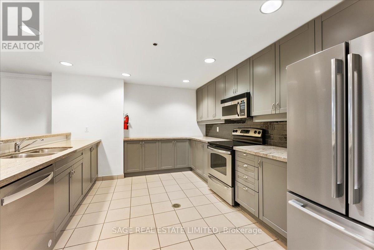 711 - 20 Scrivener Square, Toronto, Ontario  M4W 3X9 - Photo 37 - C12478485