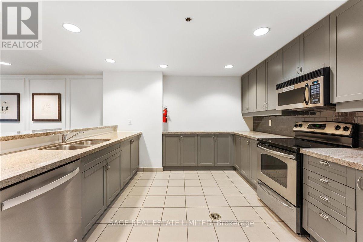 711 - 20 Scrivener Square, Toronto, Ontario  M4W 3X9 - Photo 38 - C12478485
