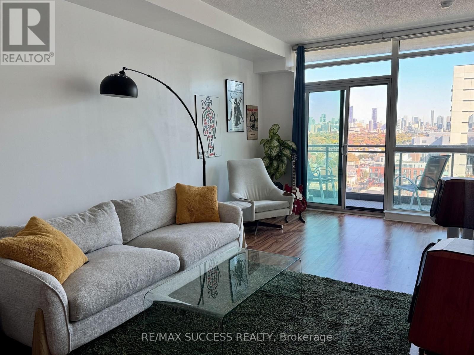 1605 - 1171 Queen Street W, Toronto, Ontario  M6J 0A5 - Photo 6 - C12478493