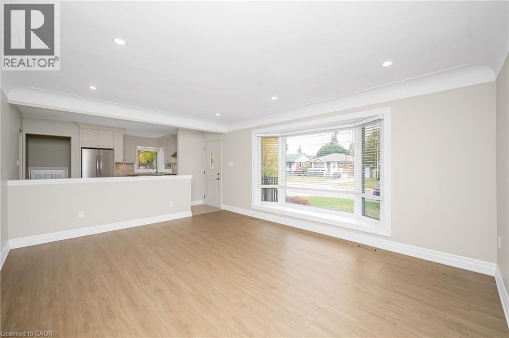 30 Wildewood Avenue, Hamilton, Ontario  L8T 1X3 - Photo 11 - 40781487