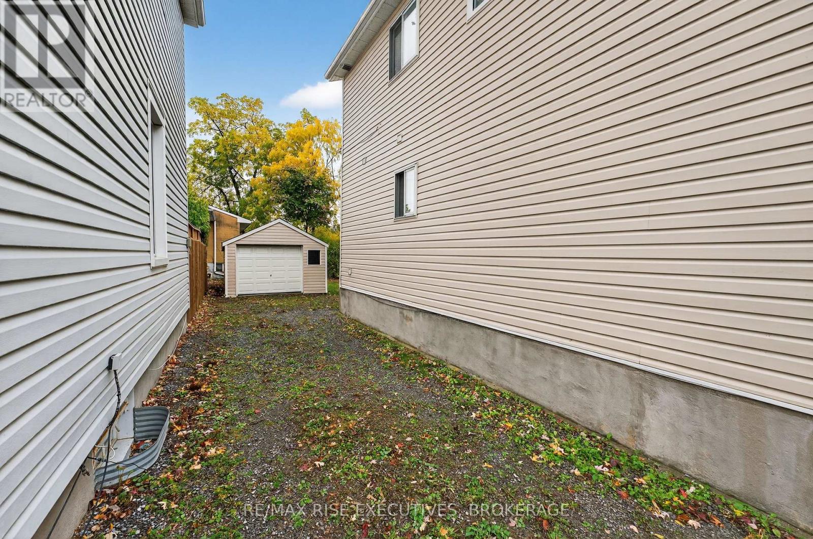 47 Livingston Street, Kingston, Ontario  K7L 4L1 - Photo 38 - X12478573
