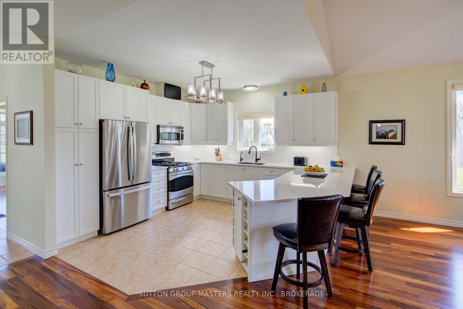 24 Country Club Drive, Loyalist (Bath), Ontario  K0H 1G0 - Photo 17 - X12478593