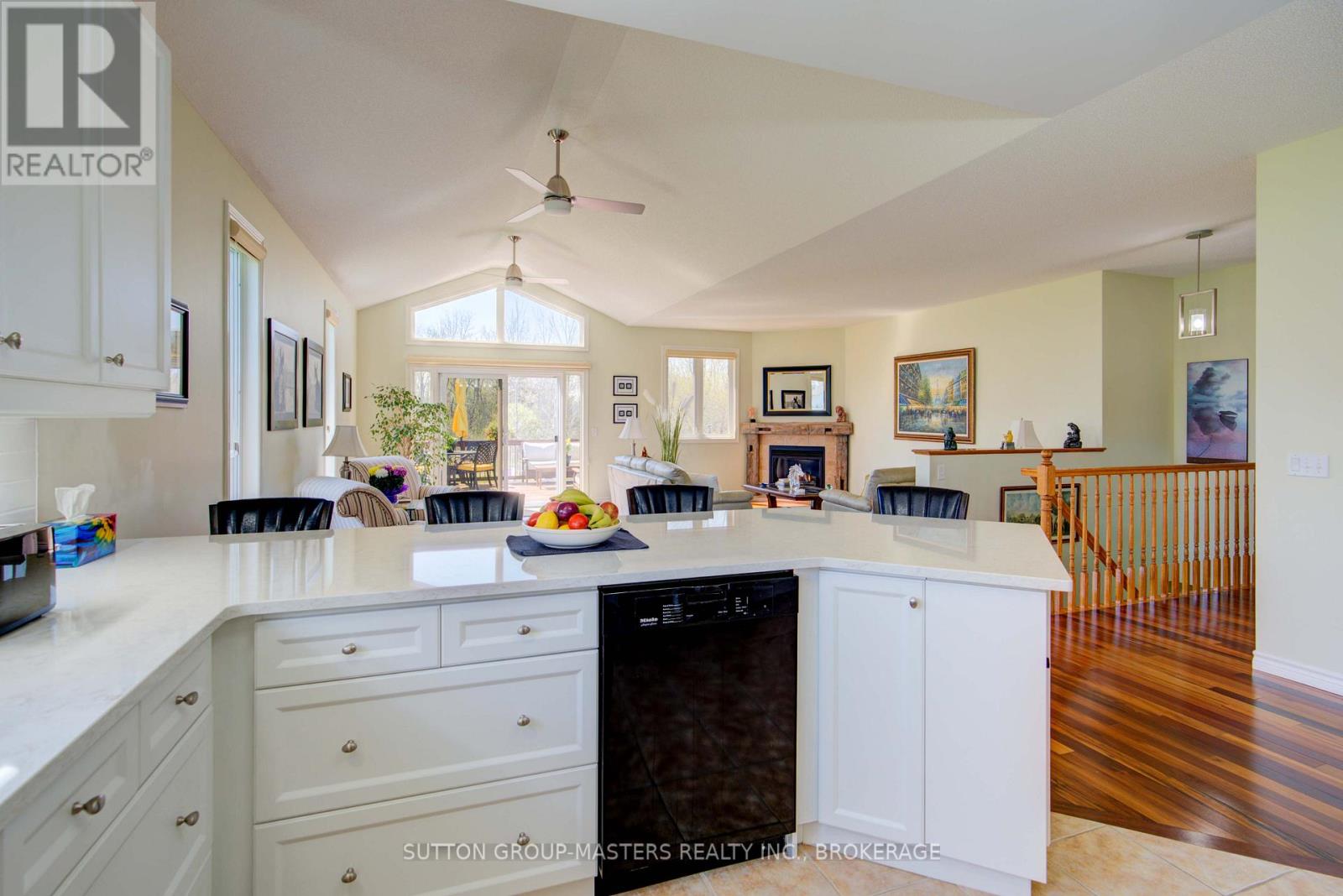 24 Country Club Drive, Loyalist (Bath), Ontario  K0H 1G0 - Photo 20 - X12478593