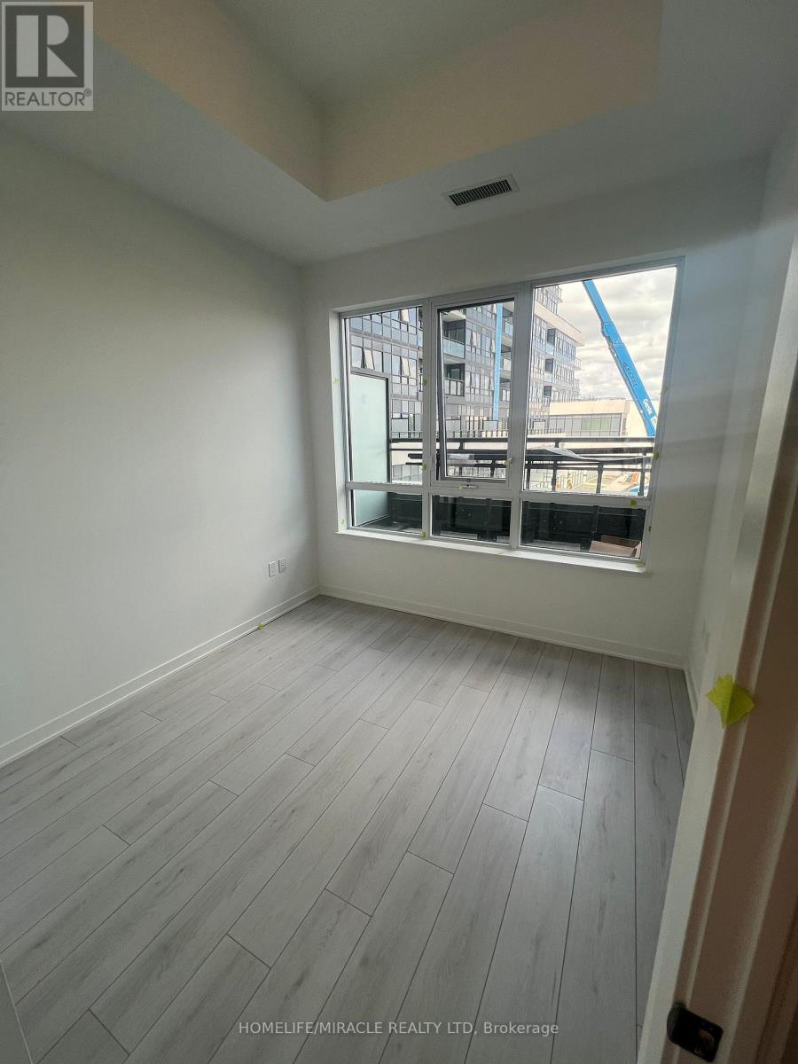 203 - 395 Dundas Street, Oakville, Ontario  L6M 5R8 - Photo 6 - W12477322