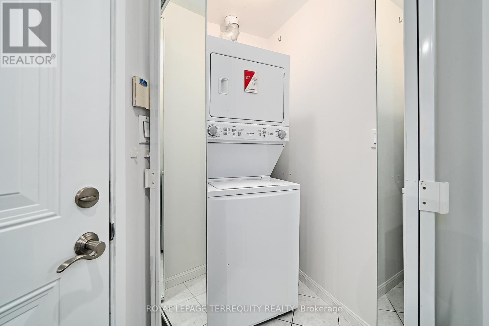 203 - 2365 Queen Street E, Toronto, Ontario  M4E 1H2 - Photo 14 - E12478388
