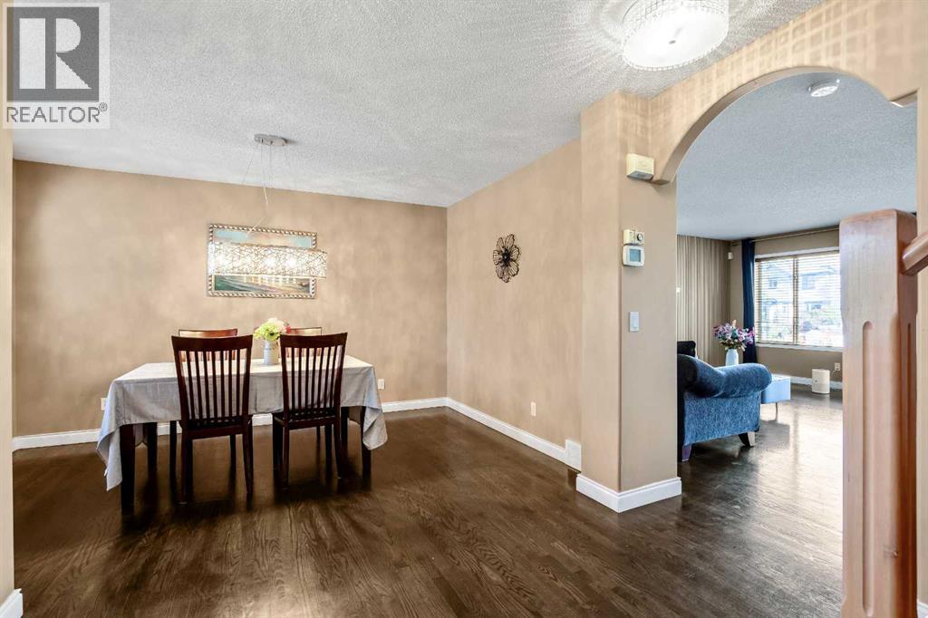 123 Cranwell Close Se, Calgary, Alberta  T3M 1B1 - Photo 4 - A2266472