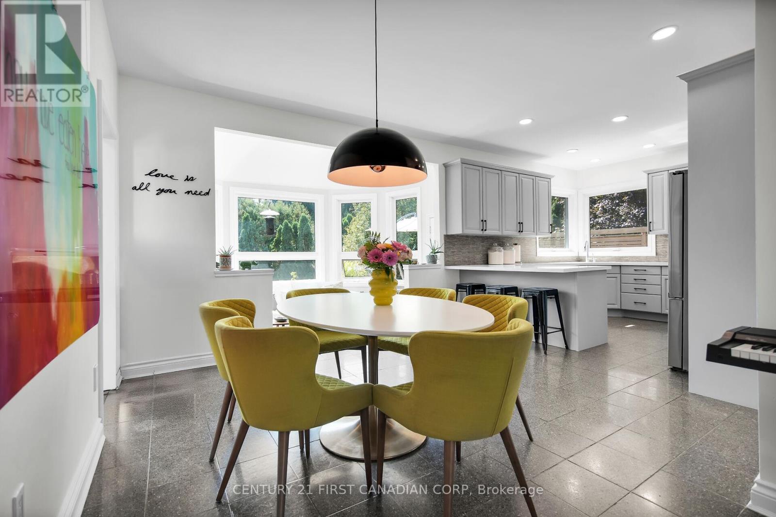 768 Franklinway Crescent, London North, Ontario  N6G 5C8 - Photo 10 - X12478527