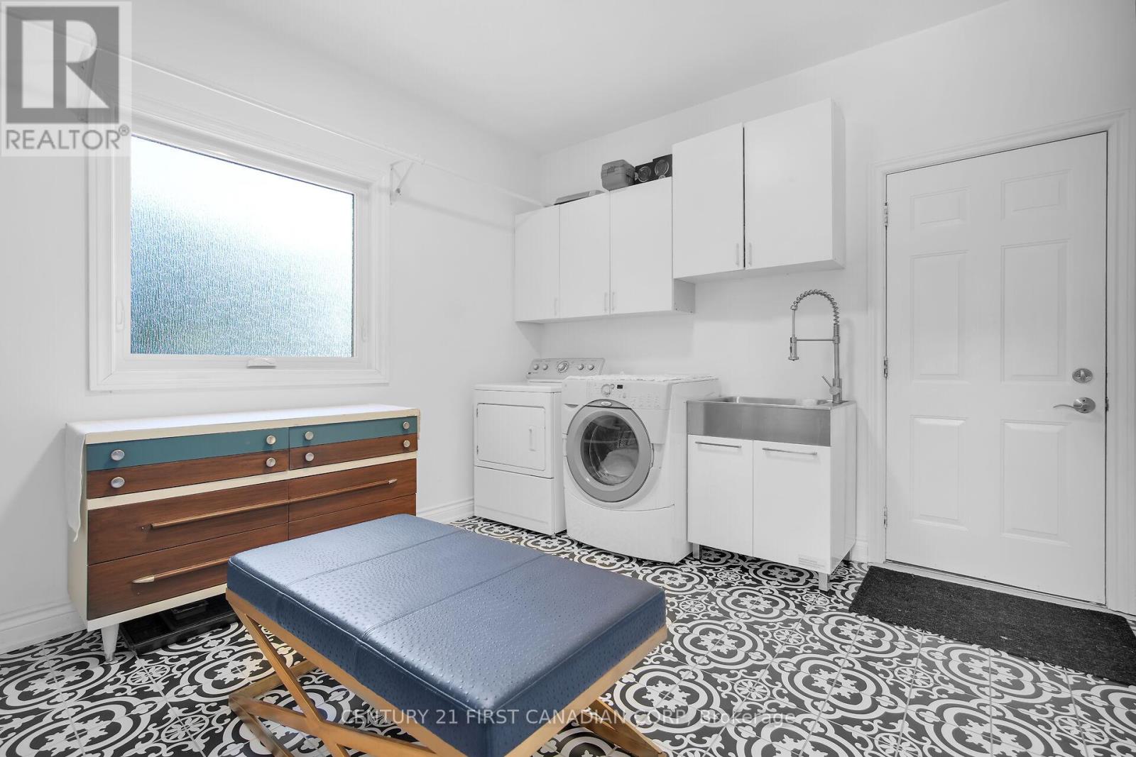 768 Franklinway Crescent, London North, Ontario  N6G 5C8 - Photo 21 - X12478527