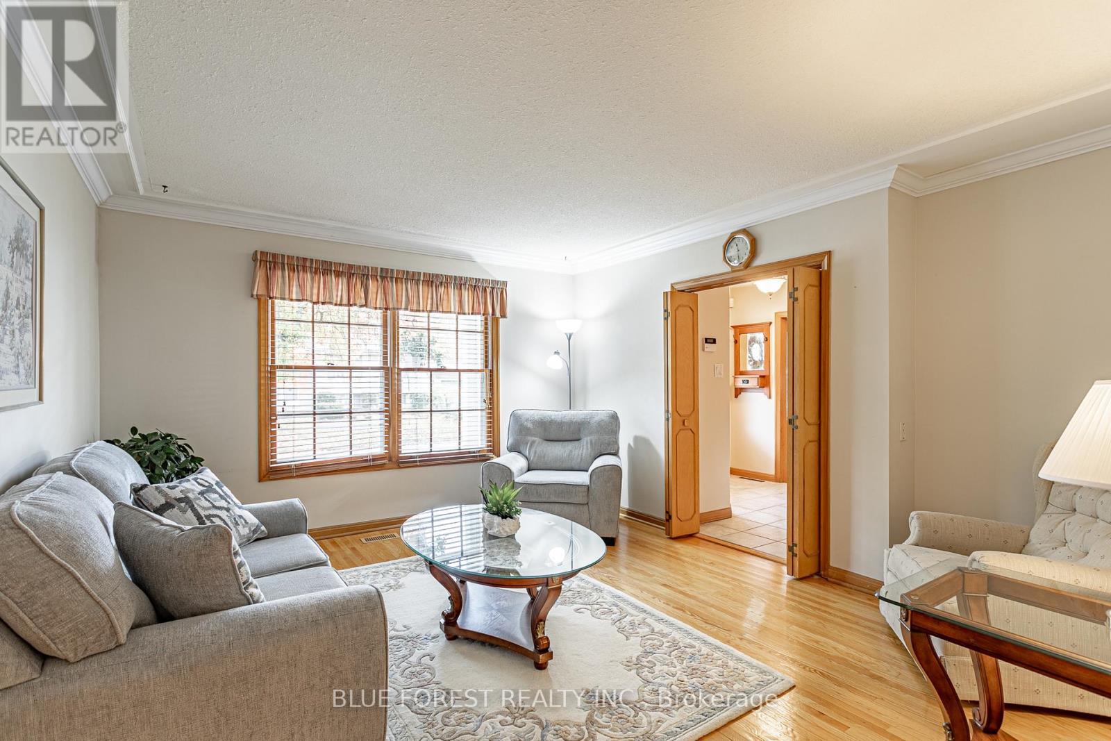 836 Westbury Crescent, London South, Ontario  N6J 3C9 - Photo 11 - X12478587