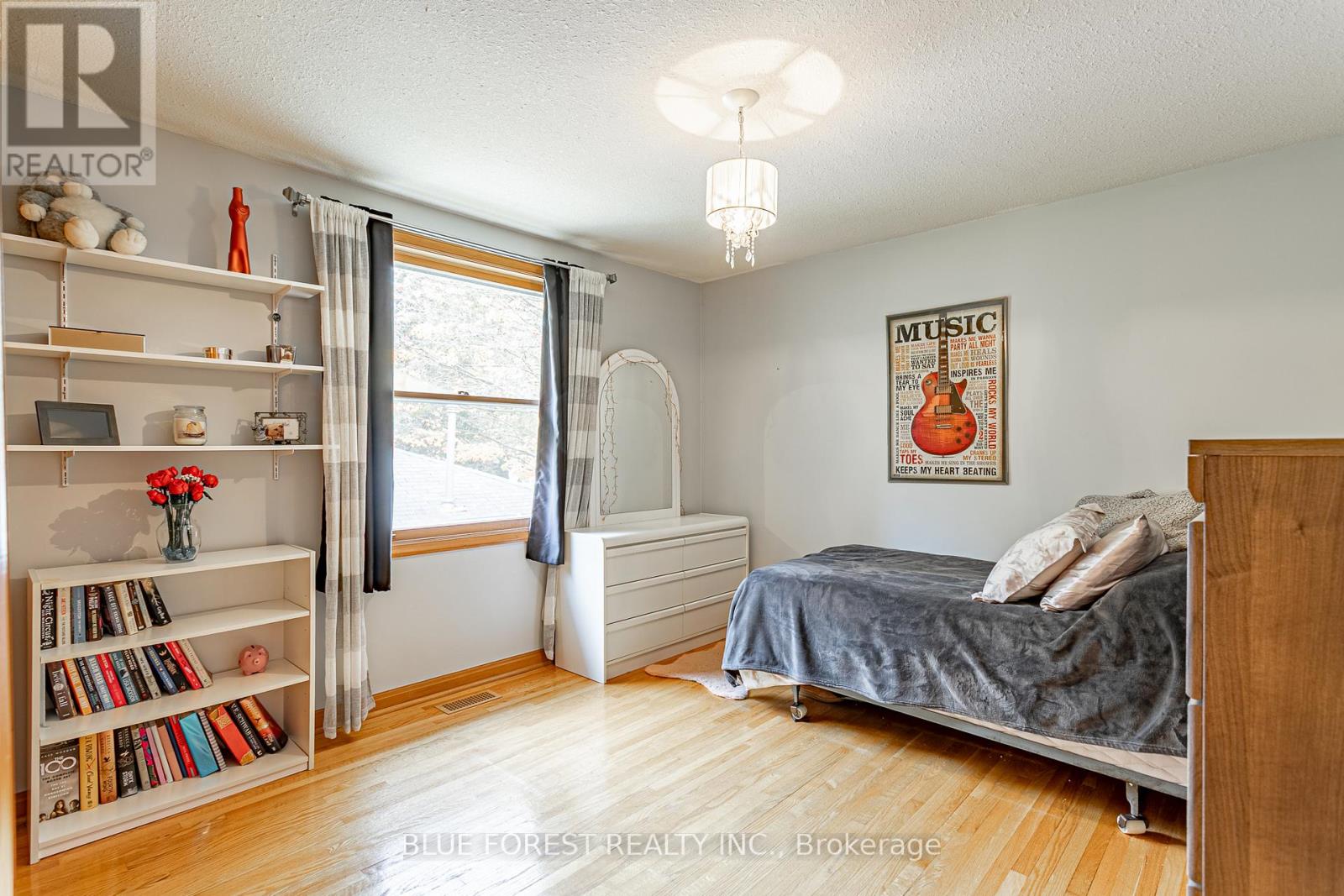 836 Westbury Crescent, London South, Ontario  N6J 3C9 - Photo 16 - X12478587