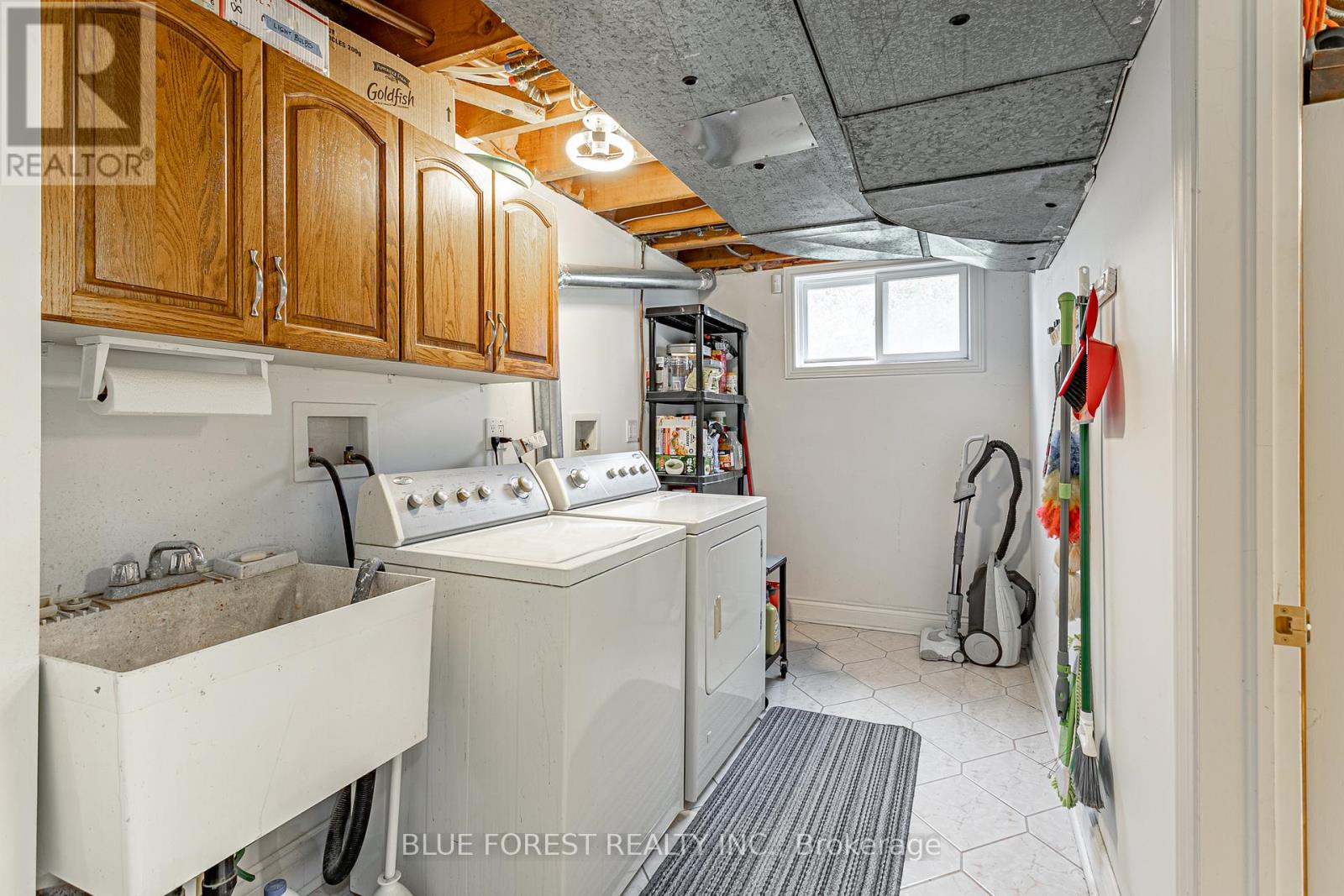 836 Westbury Crescent, London South, Ontario  N6J 3C9 - Photo 22 - X12478587