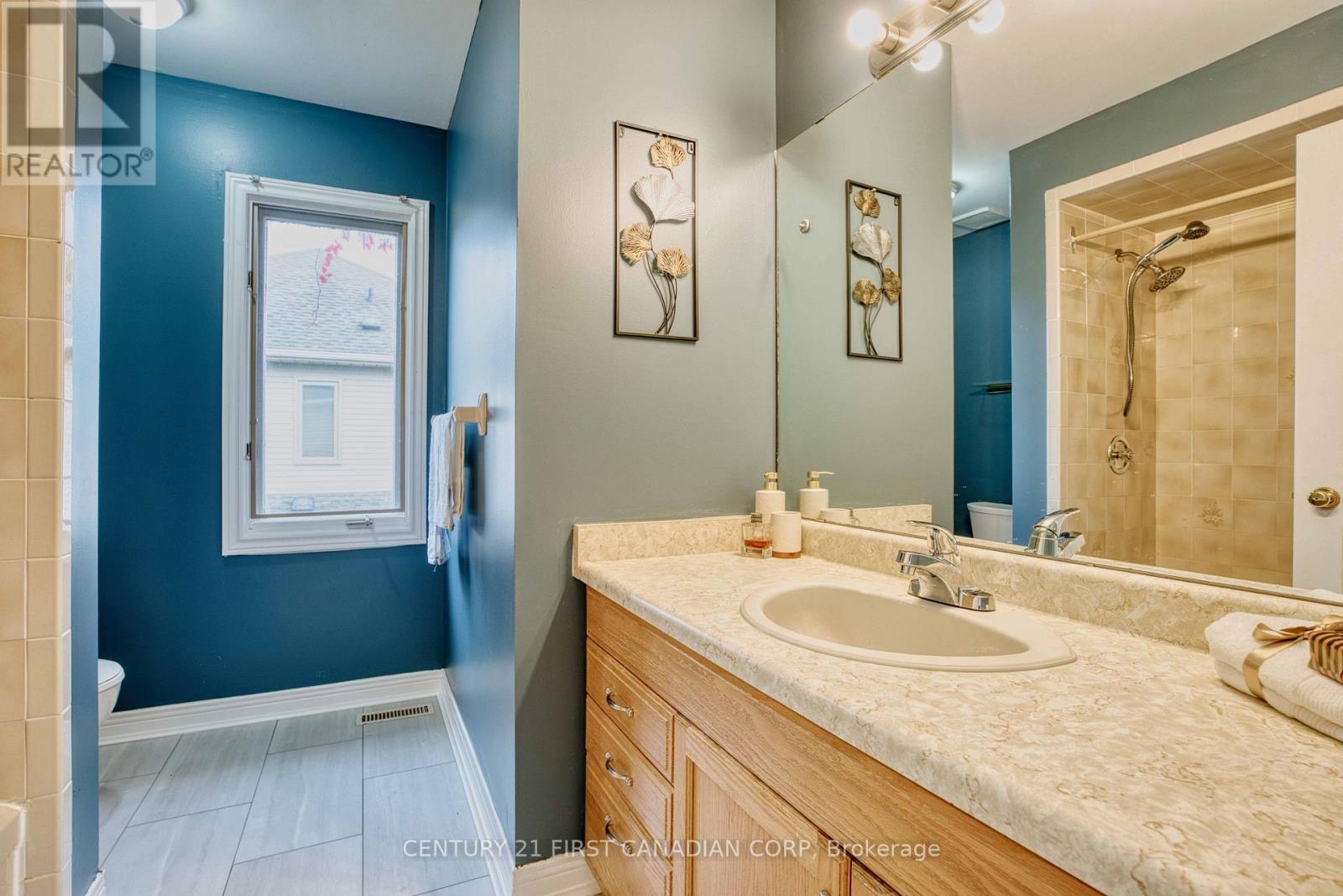 27 Lavender Way, London North, Ontario  N5X 3H9 - Photo 31 - X12478606