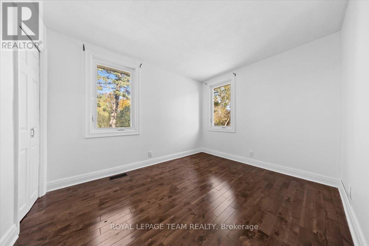 5410 Old Richmond Road, Ottawa, Ontario  K2R 1G7 - Photo 15 - X12478530