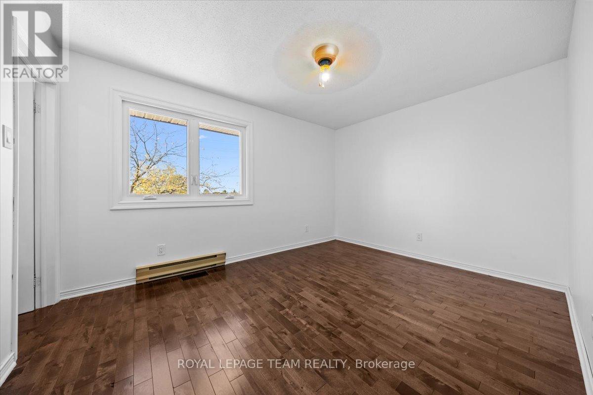 5410 Old Richmond Road, Ottawa, Ontario  K2R 1G7 - Photo 23 - X12478530